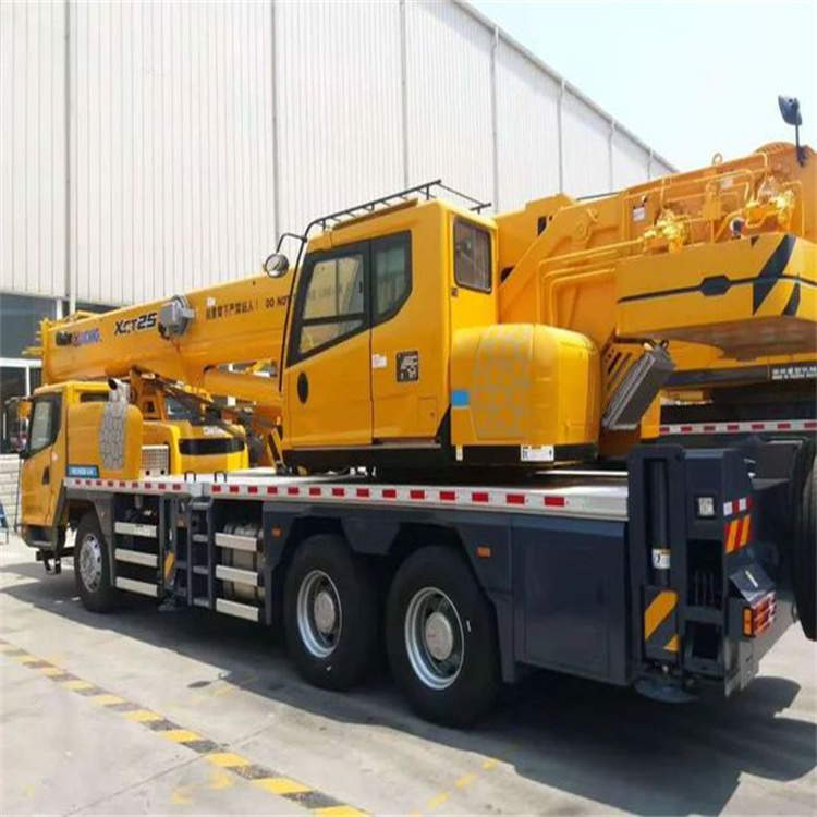 海沧更大的吊车能吊多少吨