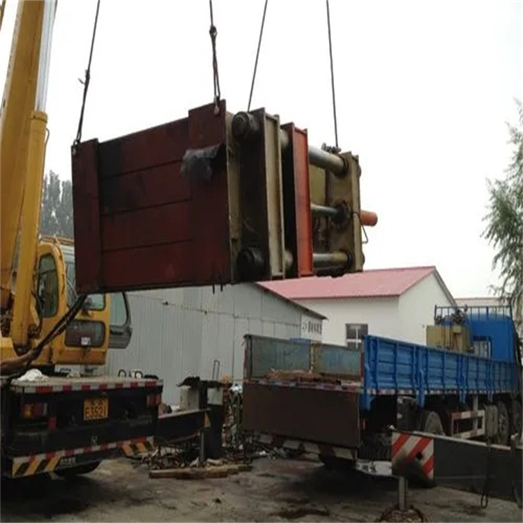 海沧起重机吊装大型构件时一定要在吊物上有明确的标识及操作规范